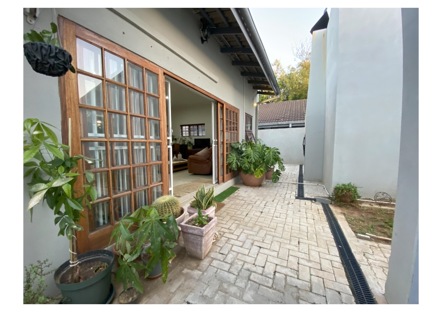 3 Bedroom Property for Sale in Grimbeeck Park North West